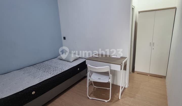 1999 Kos di Graha Raya Dekat Alsut