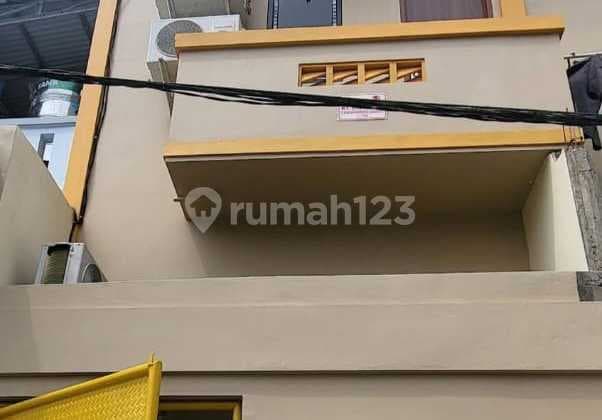 Boarding house in Cengkareng