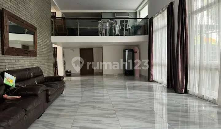 1492 Nice House Cempaka Putih