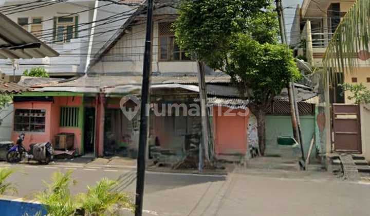 881 Cideng Timur House
