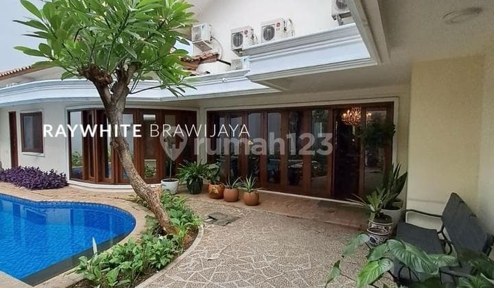 Ready-to-Live House in a Quiet Environment, Dharmawangsa Area, Kebayoran Baru