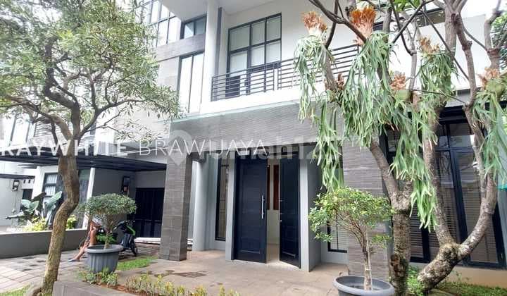 TownHouse Siap Huni Dalam Cluster Bebas Banjir Area Bangka IX