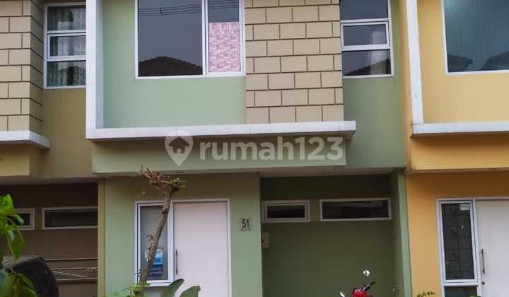 Rumah Dua Lantai Dibawah 1 Milyar