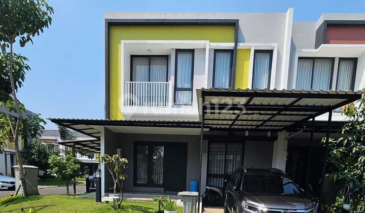 Rumah Hoek Semi Furnish Siap Huni SHM