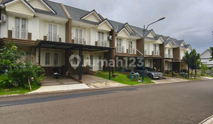 Rumah Moderen Rancamaya Golf View Pegunungan Dekat Akses Tol