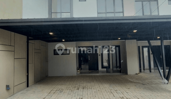 Rumah Baru di Griya Loka BSD City, Siap Huni