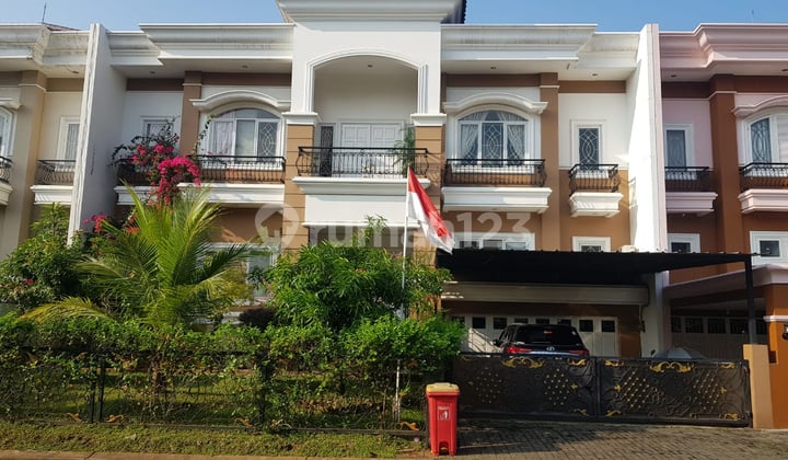 Dijual Rumah Mewah 2 Lantai Siap Huni Ada Kolam Renang Di Boulevard Raffles Hills