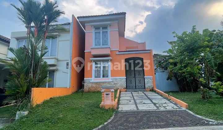 Dijual Rumah Hook 2 Lantai Siap Huni di Legenda Wisata Cibubur