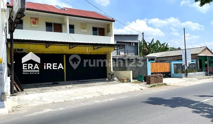 Ruang Usaha Bagus Dijual di Solo Dekat Pintu Tol Banyudono