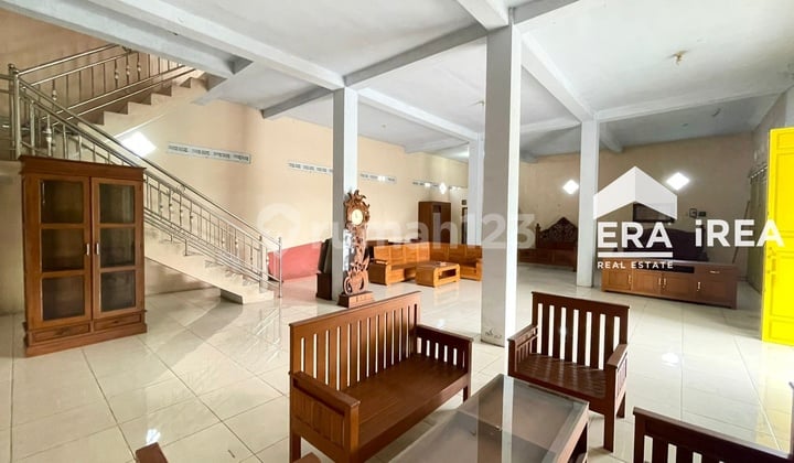 Dijual Ruang Usaha Bonus Rumah Dekat Alun Alun Boyolali