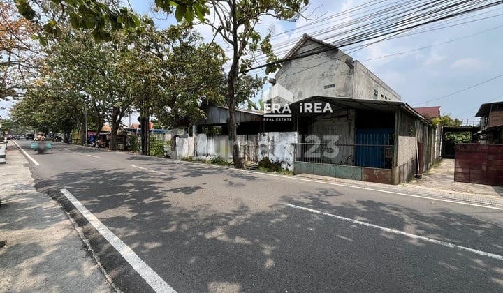 Dijual Tanah Bonus Bangunan di Solo Dekat Kampus Akper Husada