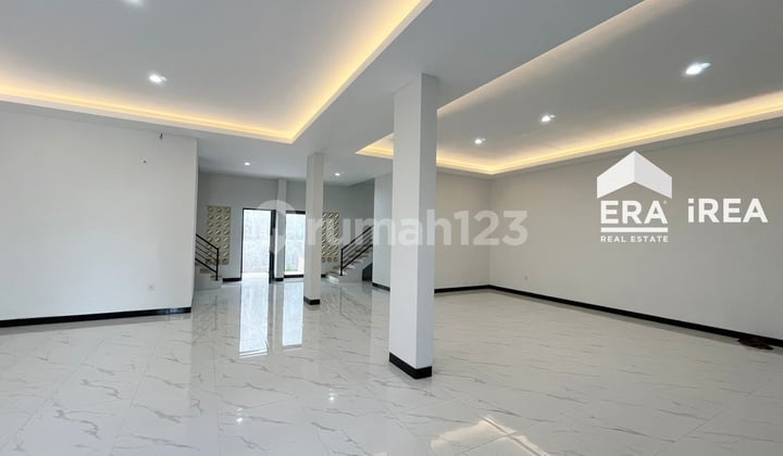 Disewakan Ruang Usaha Baru 2 Lantai Solo Dekat Palur Plaza
