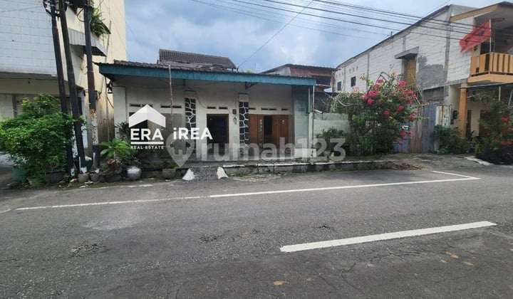 Disewakan Tanah Bonus Bangunan Murah Solo Dekat Pasar Gedhe