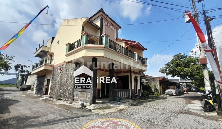 Rumah 2 Lantai di Solo Barat Dekat Bandara Adi Soemarmo