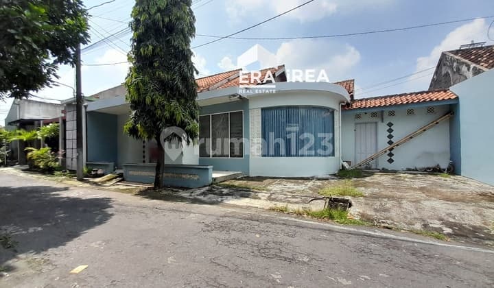 Dijual Rumah di Solo Barat Colomadu Dekat Superindo