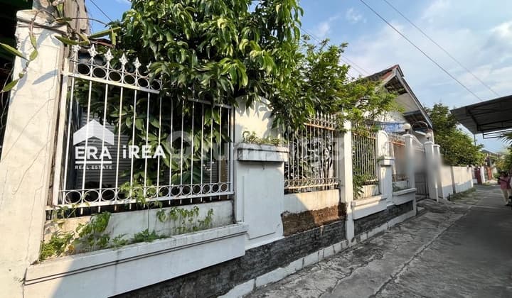 Rumah Dijual di Solo Mojosongo Dekat Taman Jaya Wijaya