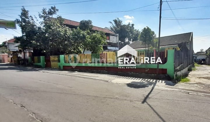 Tanah Bonus Bangunan Hook di Solo Jaten Dekat Palur Plaza