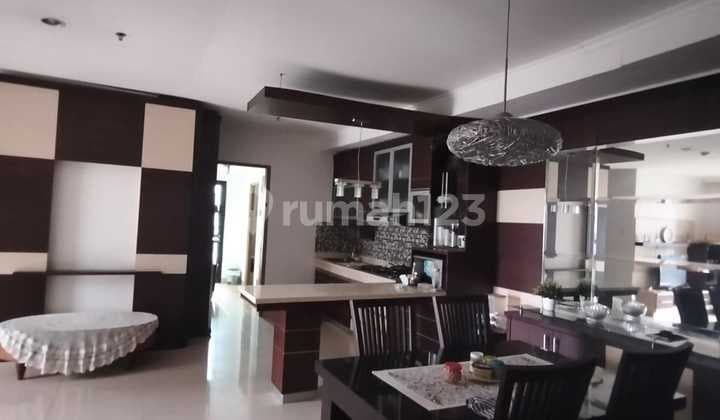 Apartemen Hamptons Park 121sqm View Pool Dan Golf Pondok Indah Jakarta Selatan
