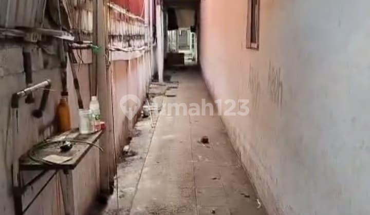 Rumah Besar 760Mtr di Jelambar Jkt Barat, Harga Murah
