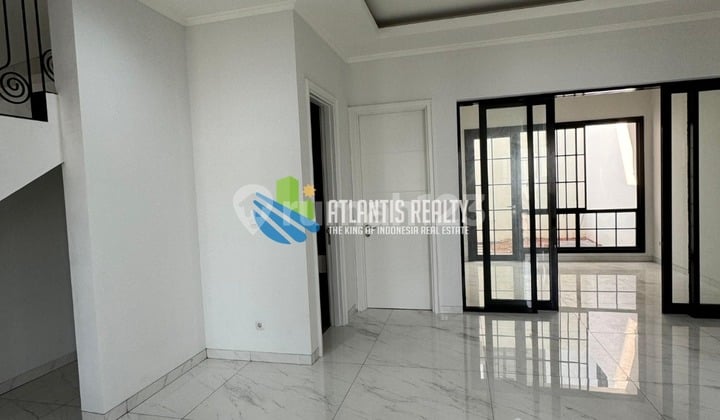Dijual Rumah Mewah 3 Lantai Sutera Winona Alam Sutera