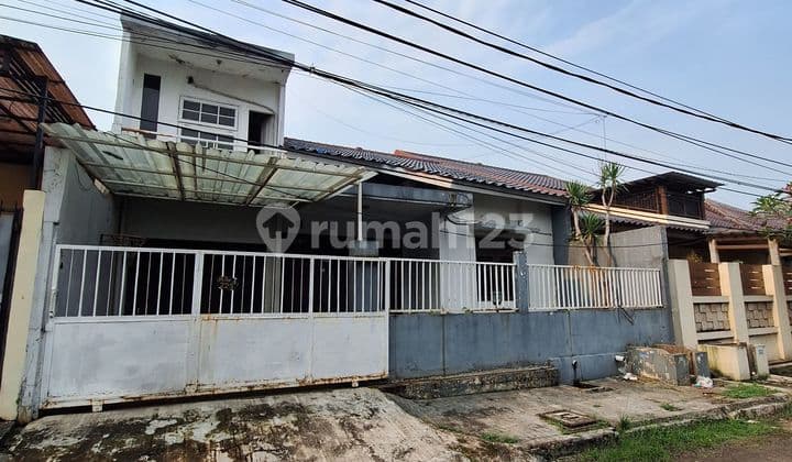 Rumah Megapolitan Dalam Komplek Akses Tol Langsung