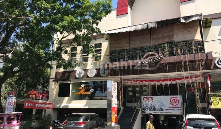 Strategic Shop House in the Center of Bandung City !! Strategic Shop House in the Center of Bandung City !!