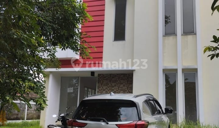 Dijual cepat rumah di cluster depan sentul city bogor