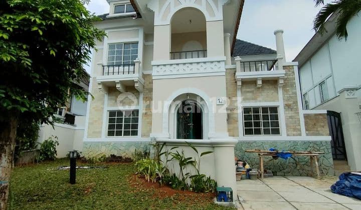 Charming two-story house in the front cluster of Sentul City.