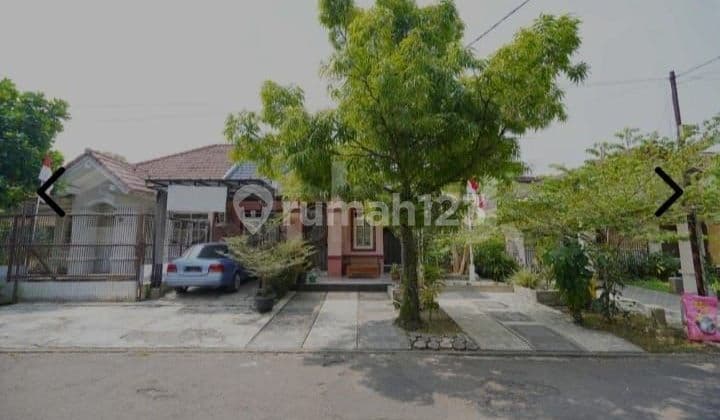 Dijual cepat rumah satu lantai halaman luas