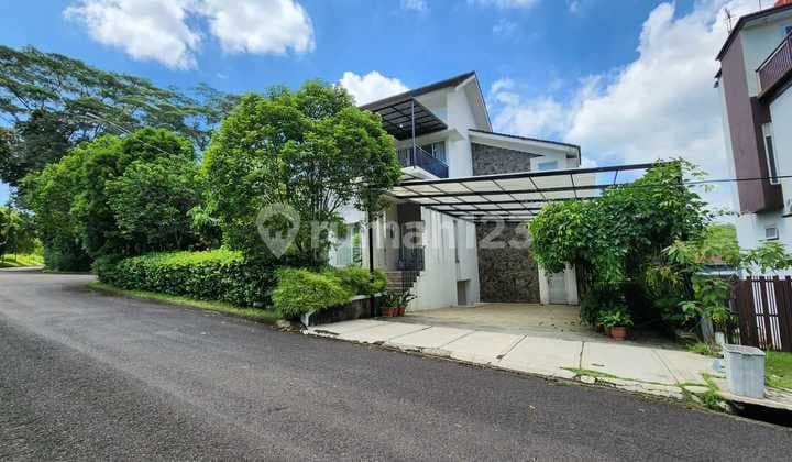 Dijual Cepat Rumah Hook Halaman Sangat Luas