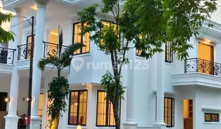 Rumah Hook View Pegunungan di Sentul City Bogor