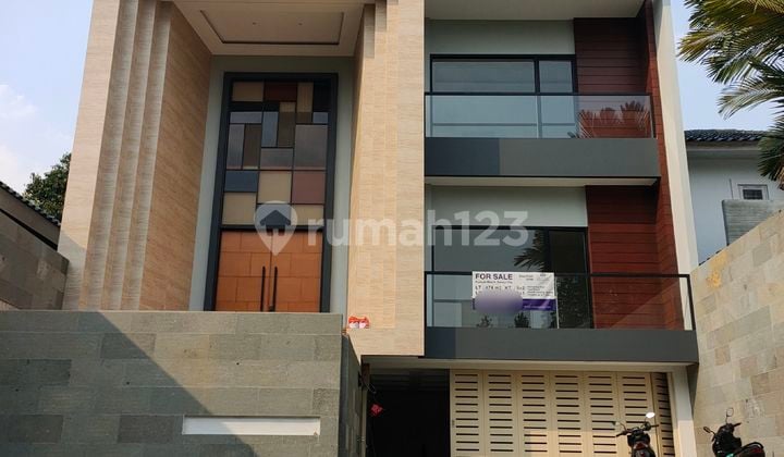 Dijual Rumah Baru Swimming Pool Di Sentul City Bogor