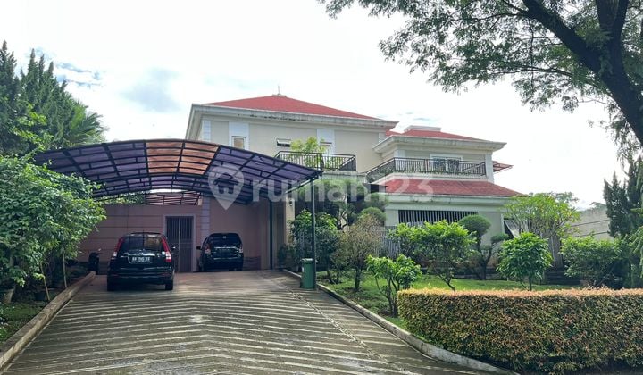 Rumah Bagus Swimming Pool Belakang View Golf