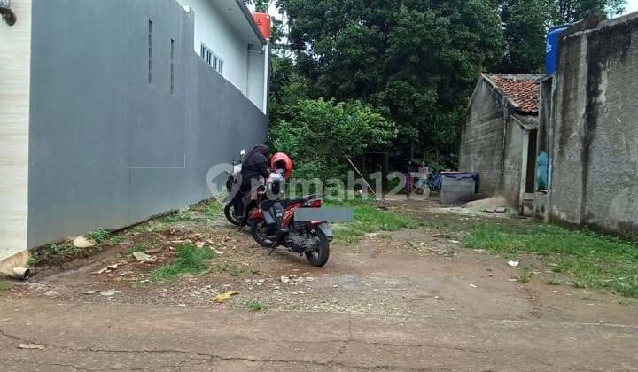 Cheap Land Adjacent to Strategic Auri Complex in Jatisari Bekasi
