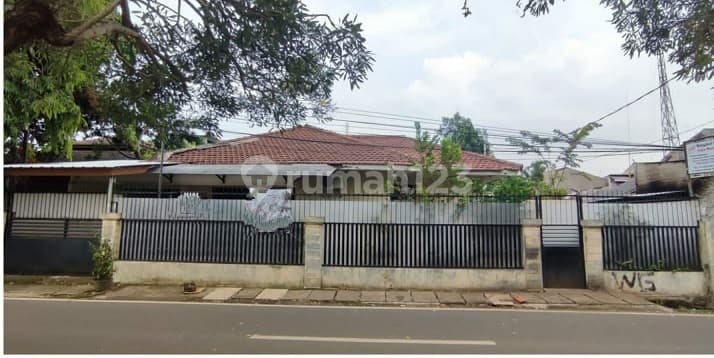 Rumah Cocok Untuk Kost,kantor di Jl Raya Depsos Veteran