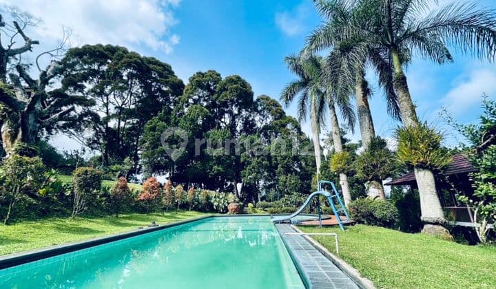 Villa Super Wooow View Panorama Alam di Sarua Puncak Bogor