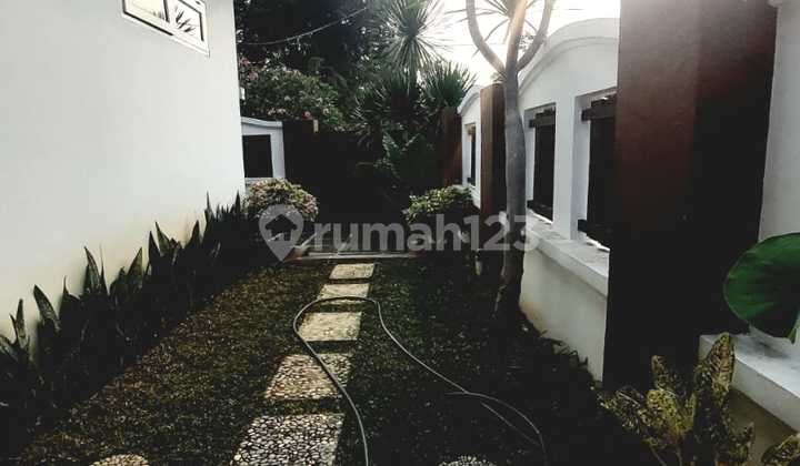 Dijual Cepat Rumah dalam Komplek HOOK di Jatiwaringin Jakarta Timur - bebas banjir