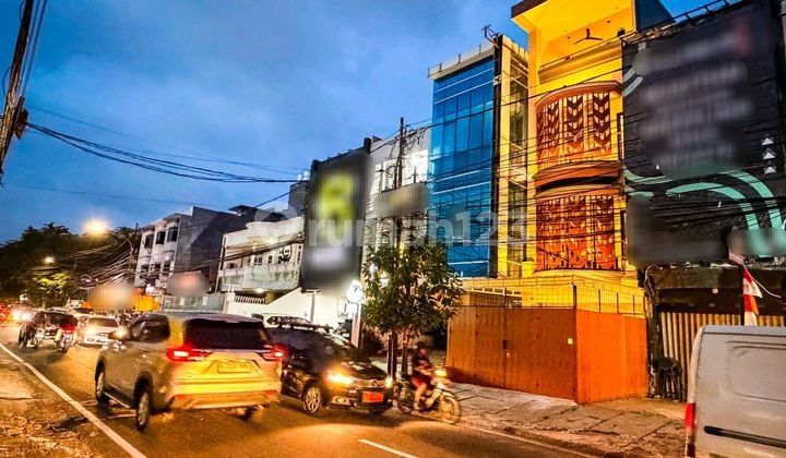 Dijual Cepat Kost Fully Furnished di Jln Raya Tanjung Duren Jakarta Barat - Harga Murah