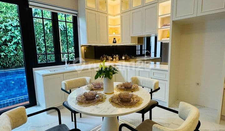 Rumah Mewah Eropa Classic Strategis Di Pesanggrahan Jakarta