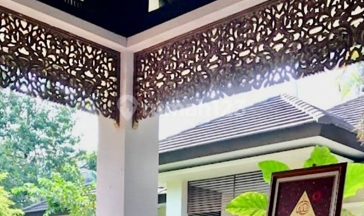 Rumah Asri Mewah Lengkap Kolam Renang Dekat Bintaro Mall Exchange Tangerang Selatan