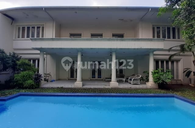 Rumah Strategis @ Jakarta-Selatan