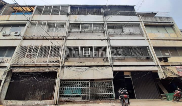 Hayam Wuruk Adjacent Ruko Former Office Near Bus Stop