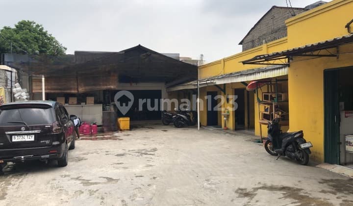 Ciledug Main Road Suitable for Business