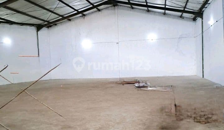 Gudang Arteri Soekarno Hatta