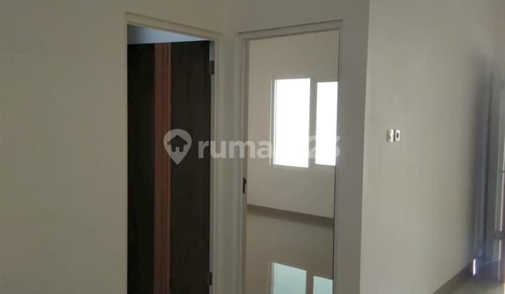Puri Anjasmoro House For Rent Nice