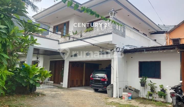 Big Saledibawah NJOP Rumah 30 Kamar Kos Aktif di Siaga Raya