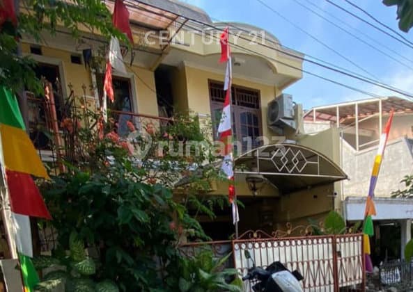 Rumah 2.5 Lantai di Komplek Walikota Sukapura Jakarta Utara