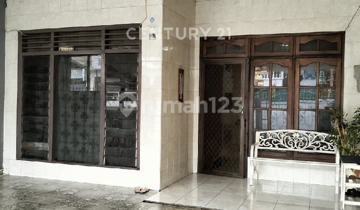 Rumah Berlokasi di Duren Sawit Jakarta Timur