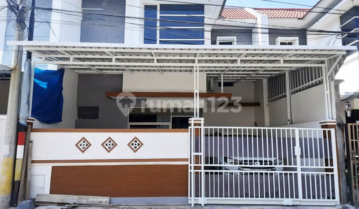 Rumah Bagus di Lebak Indah Townhouse
, Surabaya