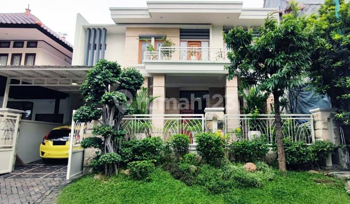 Rumah Bagus SHM di Graha Famili
, Surabaya